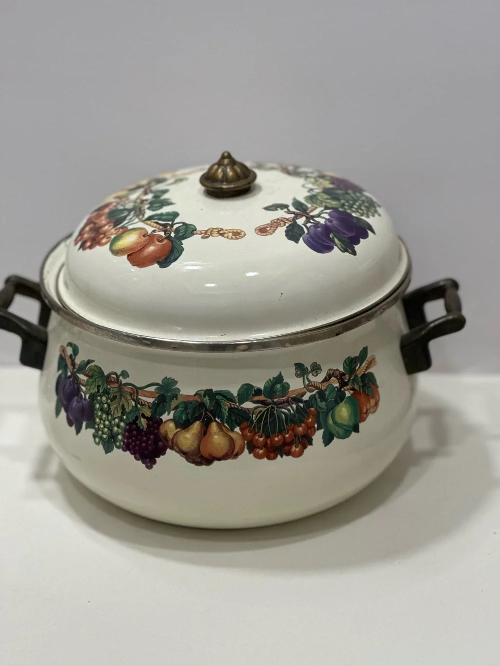 Vintage 8 Quart Enameled Dutch Oven with Fruit Swag Pattern XL Cherries Grapes